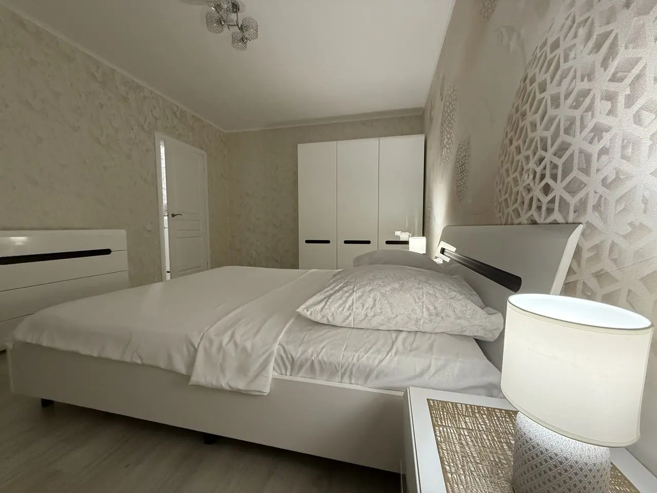 Apartment for daily rent, Brest, Heroes of the Brest Fortress Defense Street 15а — interior photo