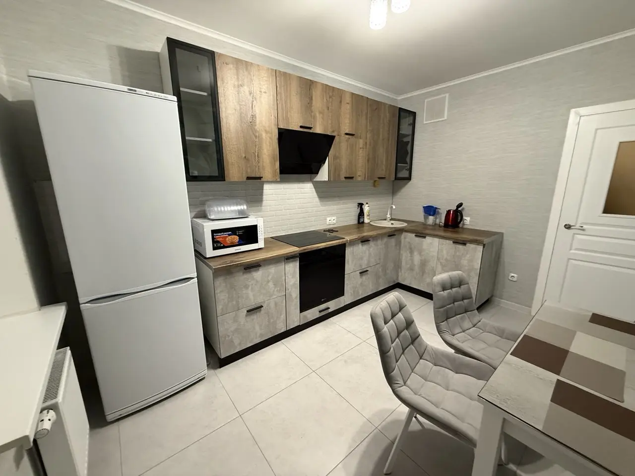 View of apartment for daily rent, Brest, Heroes of the Brest Fortress Defense Street 15а — photo 3